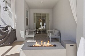Terrace/patio - Lovely Themed Villa w/ Private Pool | Storey Lake (2441) (Kissimmee)