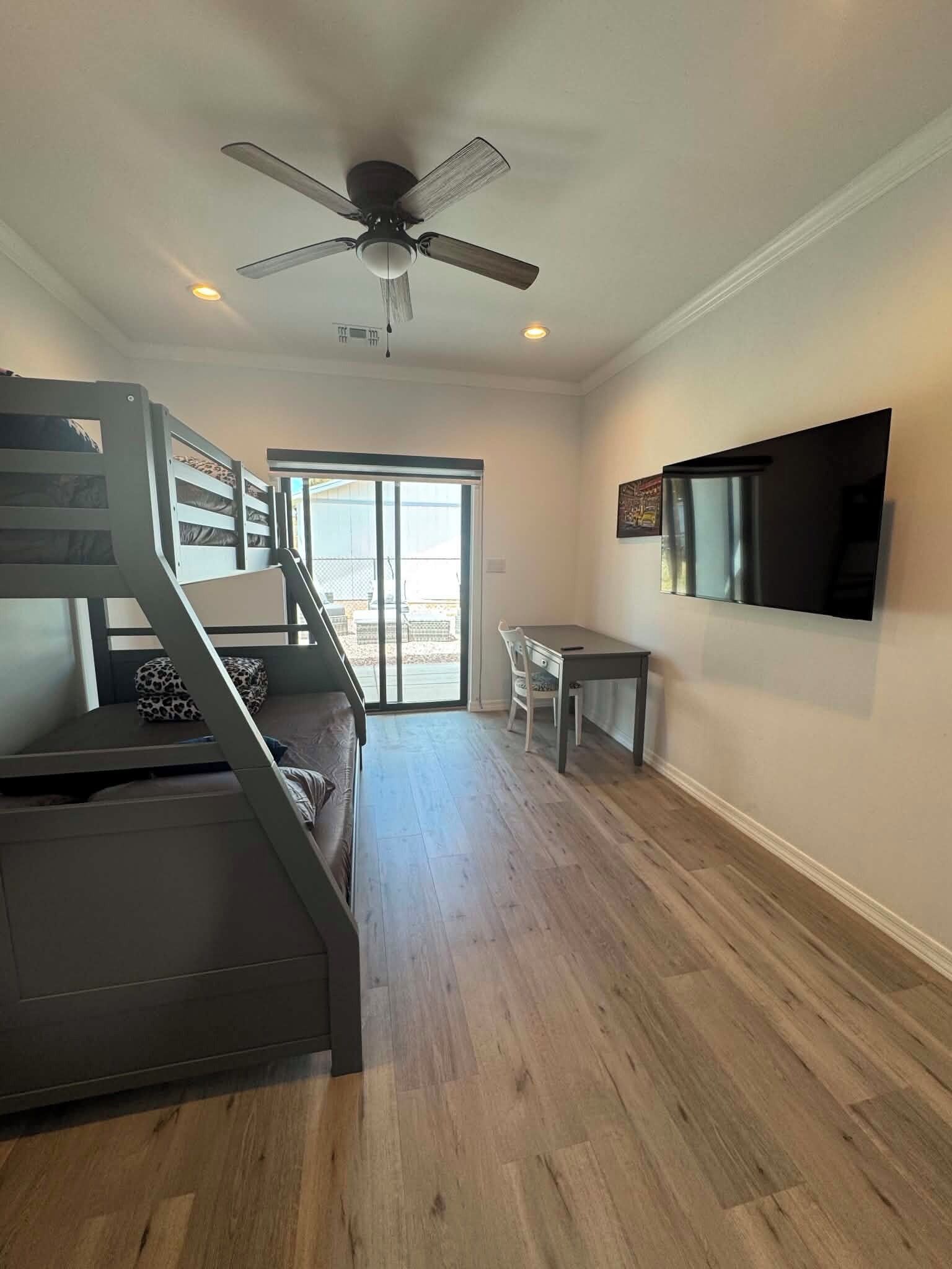 New! 2 Bedroom & 2 Bath Next To River Rotary Park - Bullhead City, AZ