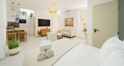 Spacious 2P Studio - Centre of Saint-tropez