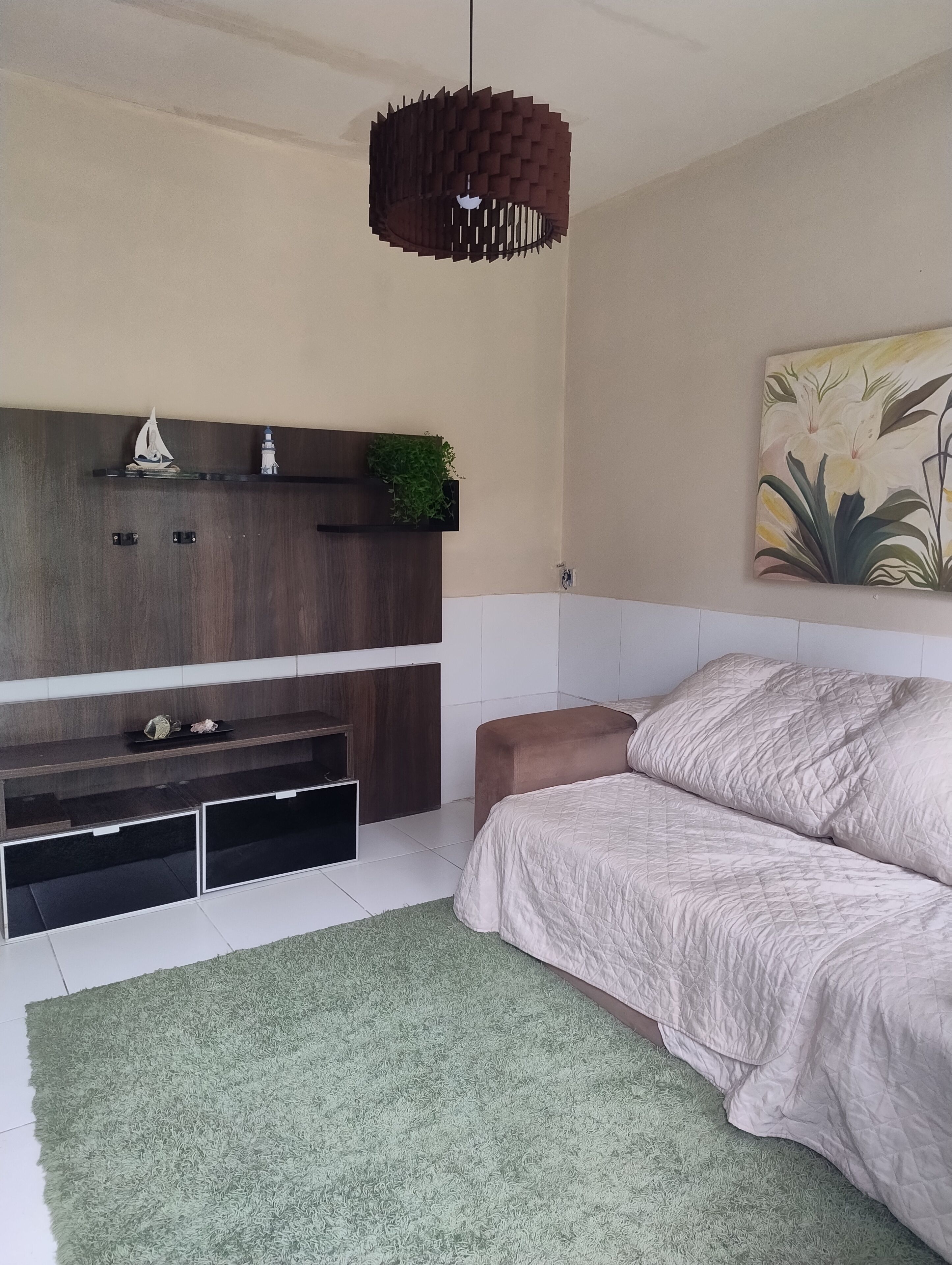 1 bedroom, bed sheets