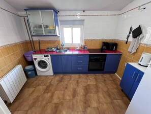 Microwave, stovetop