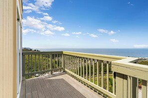 Terrace/patio - Oceanview 2BR 1Bath Balcony Sunset Views (Pacifica)