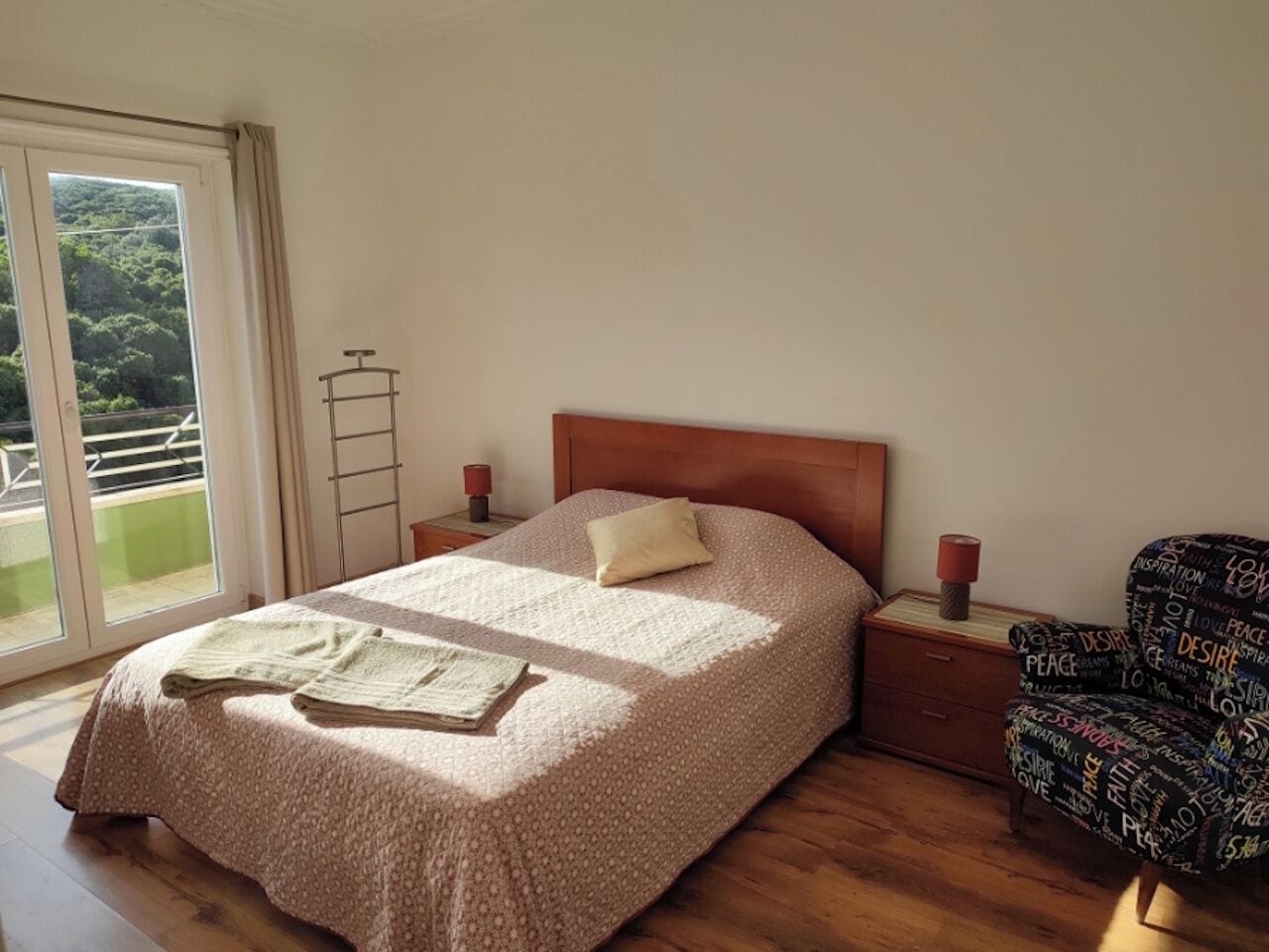 4 chambres, coffres-forts dans les chambres, bureau, Wi-Fi gratuit