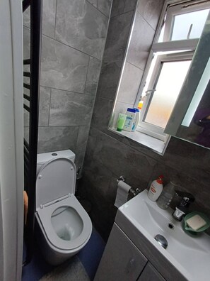 Gemeinsamer Schlafsaal, 1 Schlafzimmer | Badezimmer