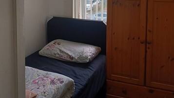 Shared Dormitory, 1 Bedroom, Smoking | 1 bedroom