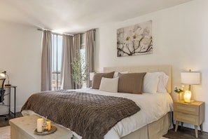 2 dormitorios, tabla de planchar con plancha, wifi y ropa de cama