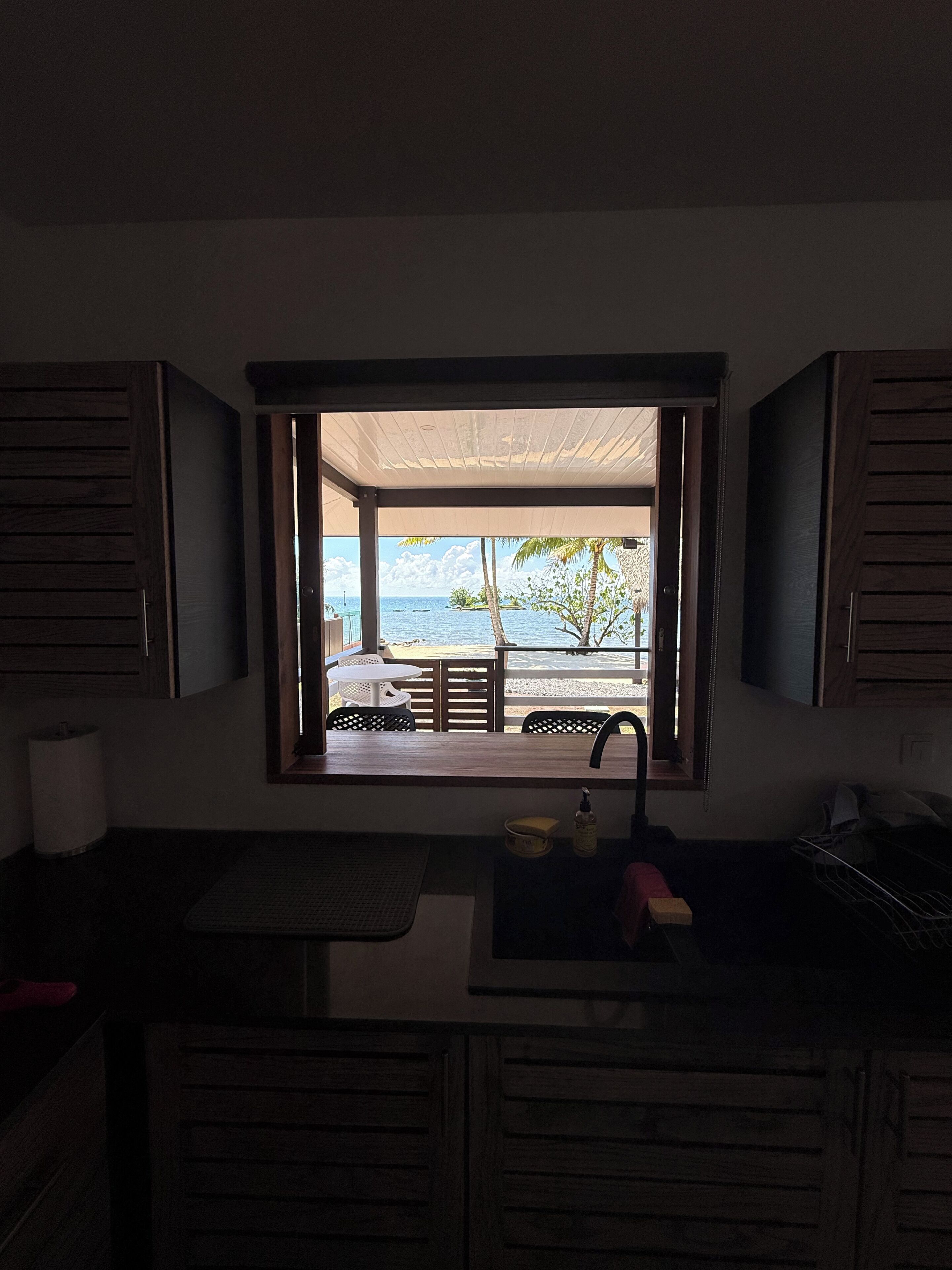 Superior Bungalow, Beach View | Interior