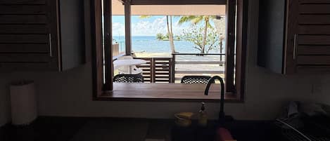 Superior Bungalow, Beach View | Interior