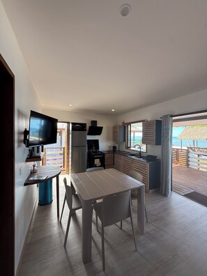 Bungalow Superior, quang cảnh bãi biển | Bếp riêng