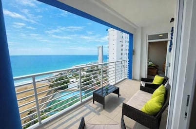 Pacific Signature - Villamil Beaches
