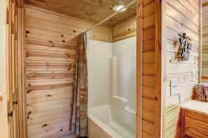 Hair dryer, towels, soap, toilet paper - NEW on VRBO-Family friendly Lakefront Property in WI with Dock & kayaks (Comstock)