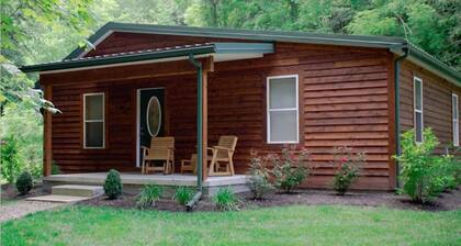 Scotts Creek Cabins-Original-Private Pool