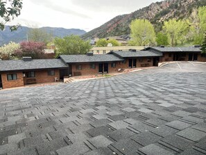 Exterior - Frontier Lodge (Glenwood Springs)