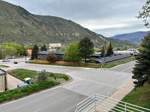 Parking - Frontier Lodge (Glenwood Springs)