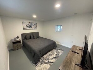 2 bedrooms, free WiFi, bed sheets - Cozy 2-bedroom house in amazing Albuquerque, newly remodel, with refrigerated AC (Albuquerque)