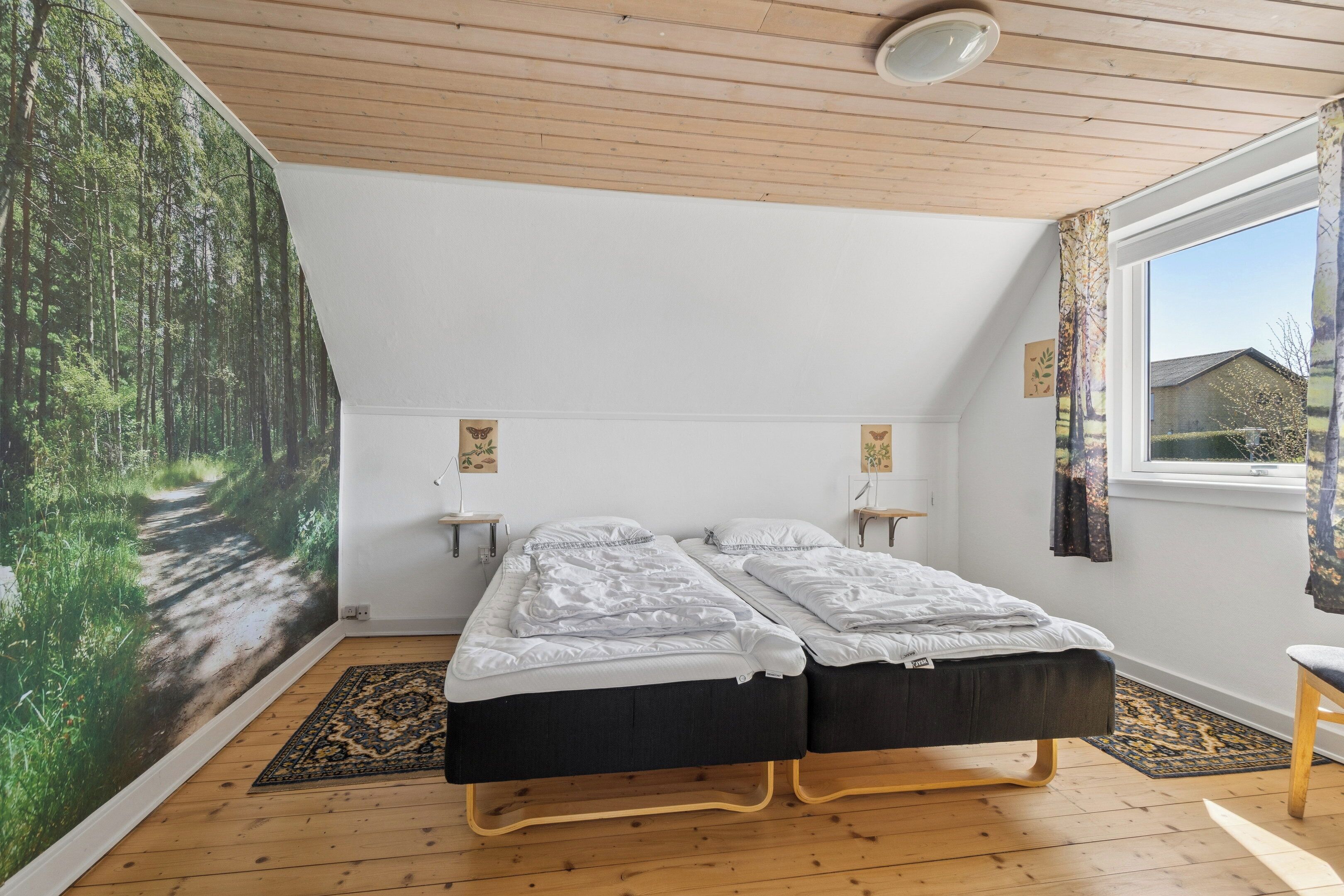 4 bedrooms, free WiFi