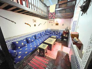Living area - Riad Dar Serraj (Fès)
