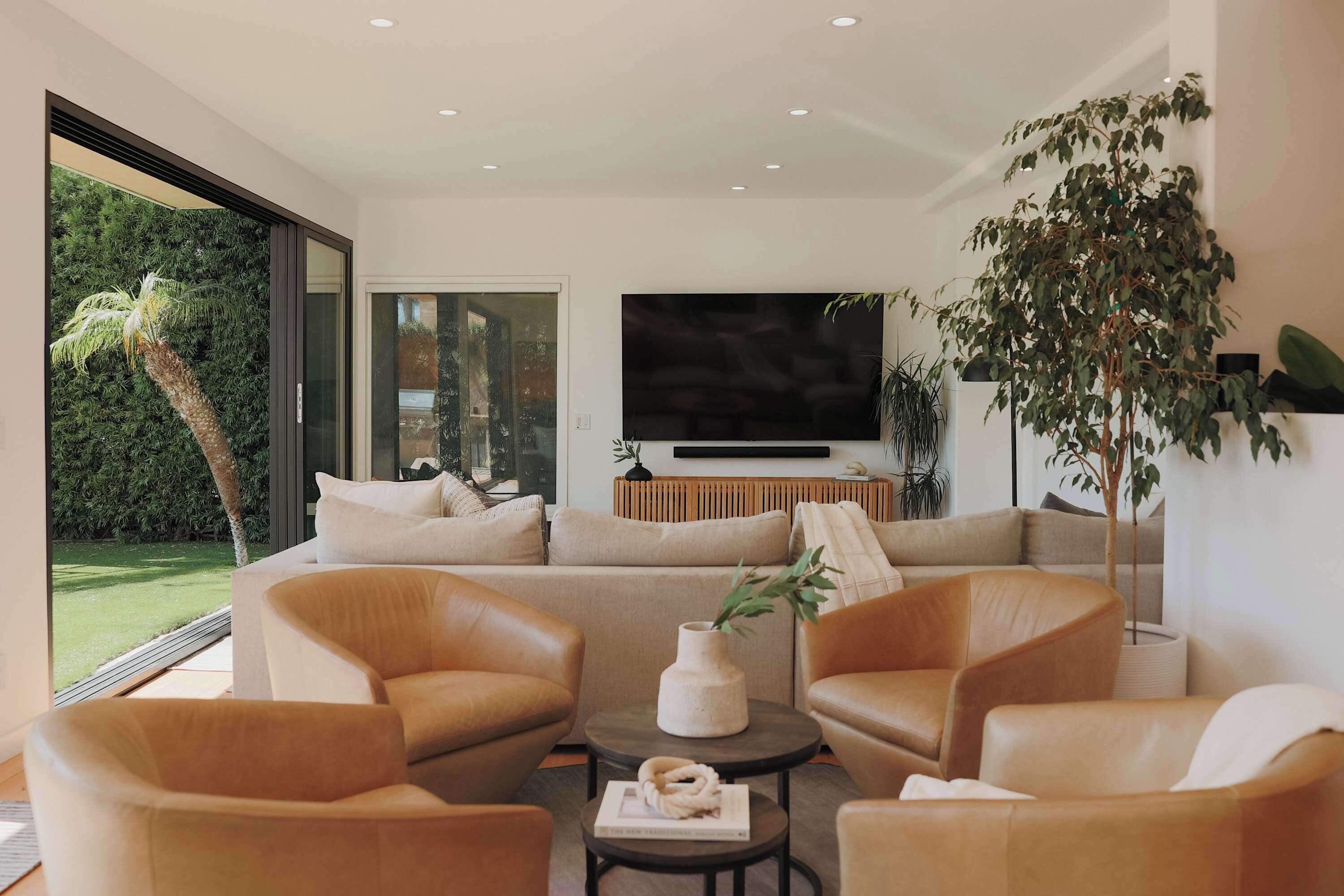 TV, fireplace, offices