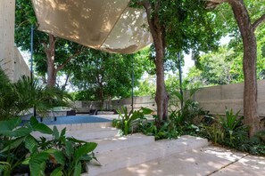 Property grounds - Casa Ya’ax | Colonial house, private pool & garden (Merida)