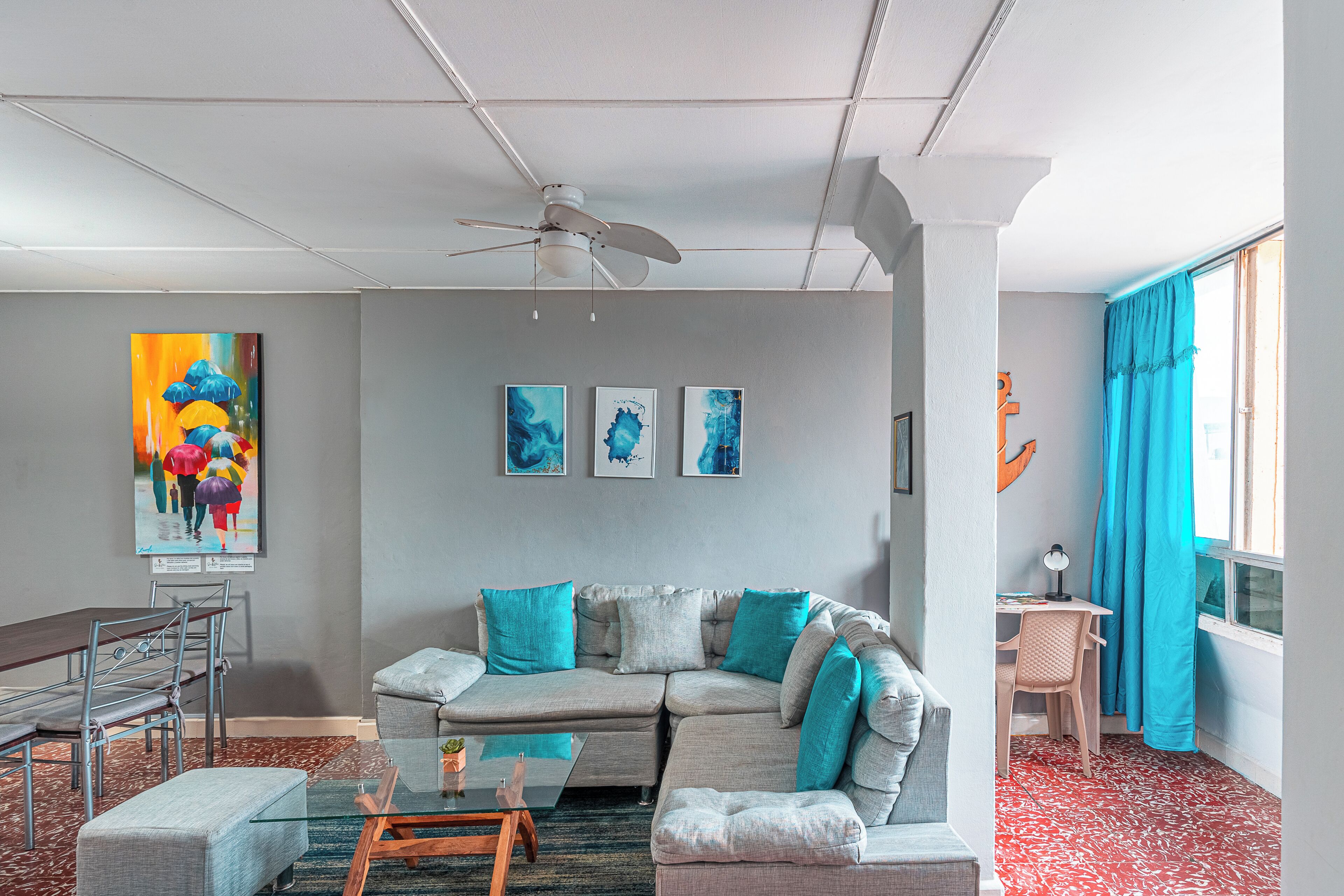 Apartment, 2 Bedrooms, City View | Living area | 42-inch flat-screen TV with satellite channels, books