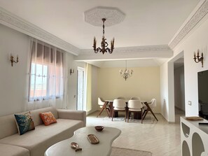 Living area - Large luxury apartment with panoramic view (Marrakech)
