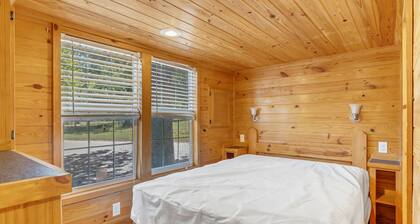 2 Units | Family Adventure Escape | Lakefront Fun, Pool & Water Obstacles