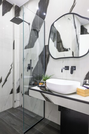 Shower, hair dryer, towels - Acropolis Signature Apartment | 12 Falirou str 11742 Athens (Athens)