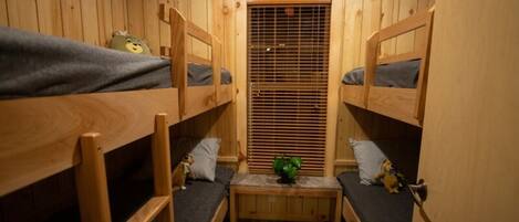 4 habitaciones, wifi gratis y ropa de cama
