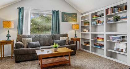 Pool Days & Pergola Nights | Family-Friendly N Austin Home Mins to Domain & Q2