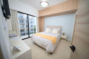 WiFi - Cozy 1BR Private Balcony • Pool, Gym & Beaches (Punta Cana)