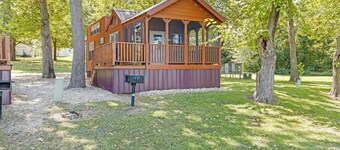 Family Escape | 2 Units | Lakefront Cabin, Seasonal Pool & Water Activities