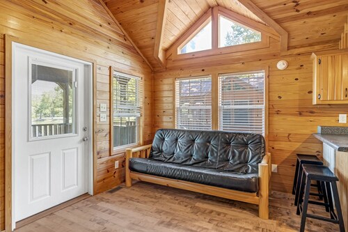 Family Escape | 2 Units | Lakefront Cabin, Seasonal Pool & Water Activities