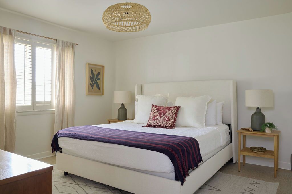 3 bedrooms, iron/ironing board, free WiFi, bed sheets