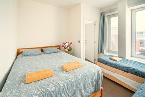 Apartment - Centrally Located Antwerp Stay for 10 (Antwerp)