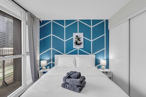 Family Double or Twin Room - The Sventy hotel - Free Parking (Toronto)