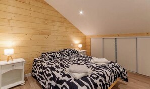 Room - Vrbo Property (ESSERTS BLAY)