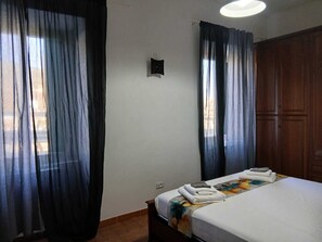 2 bedrooms, iron/ironing board, free WiFi, bed sheets - Casa di Gio' - Two Bedroom Apartment, Sleeps 5 (Arenzano)