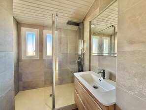 Bathroom - CAP D'AGDE - Plage de la Roquille / Réf 0412 (CAP D'AGDE)