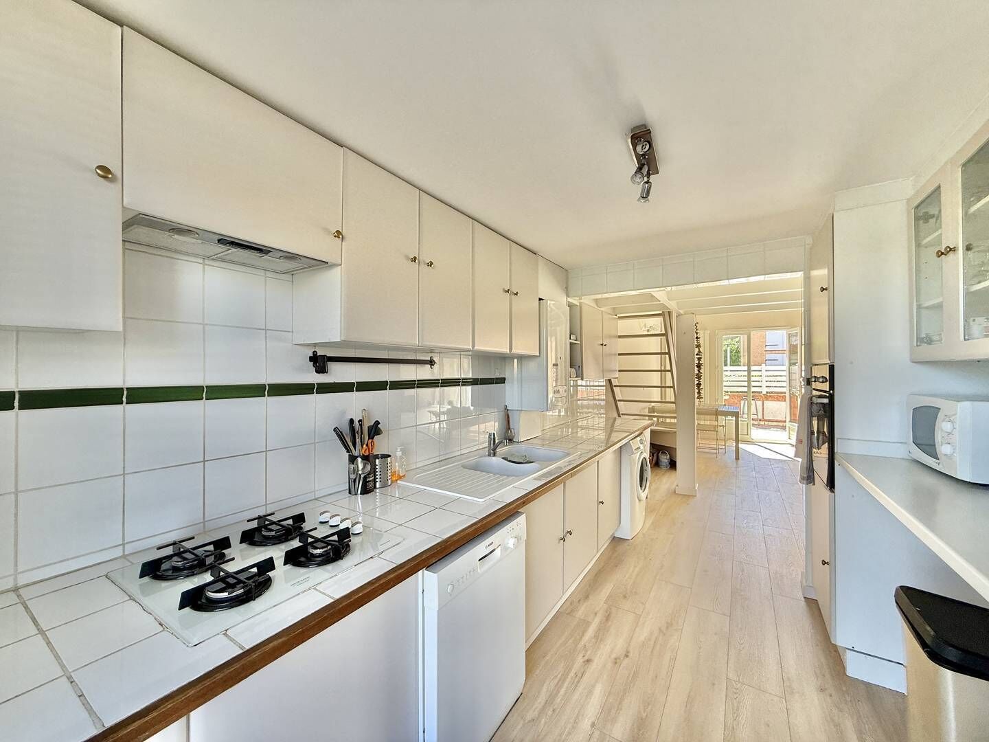Kühlschrank, Kochgeschirr/Geschirr/Besteck