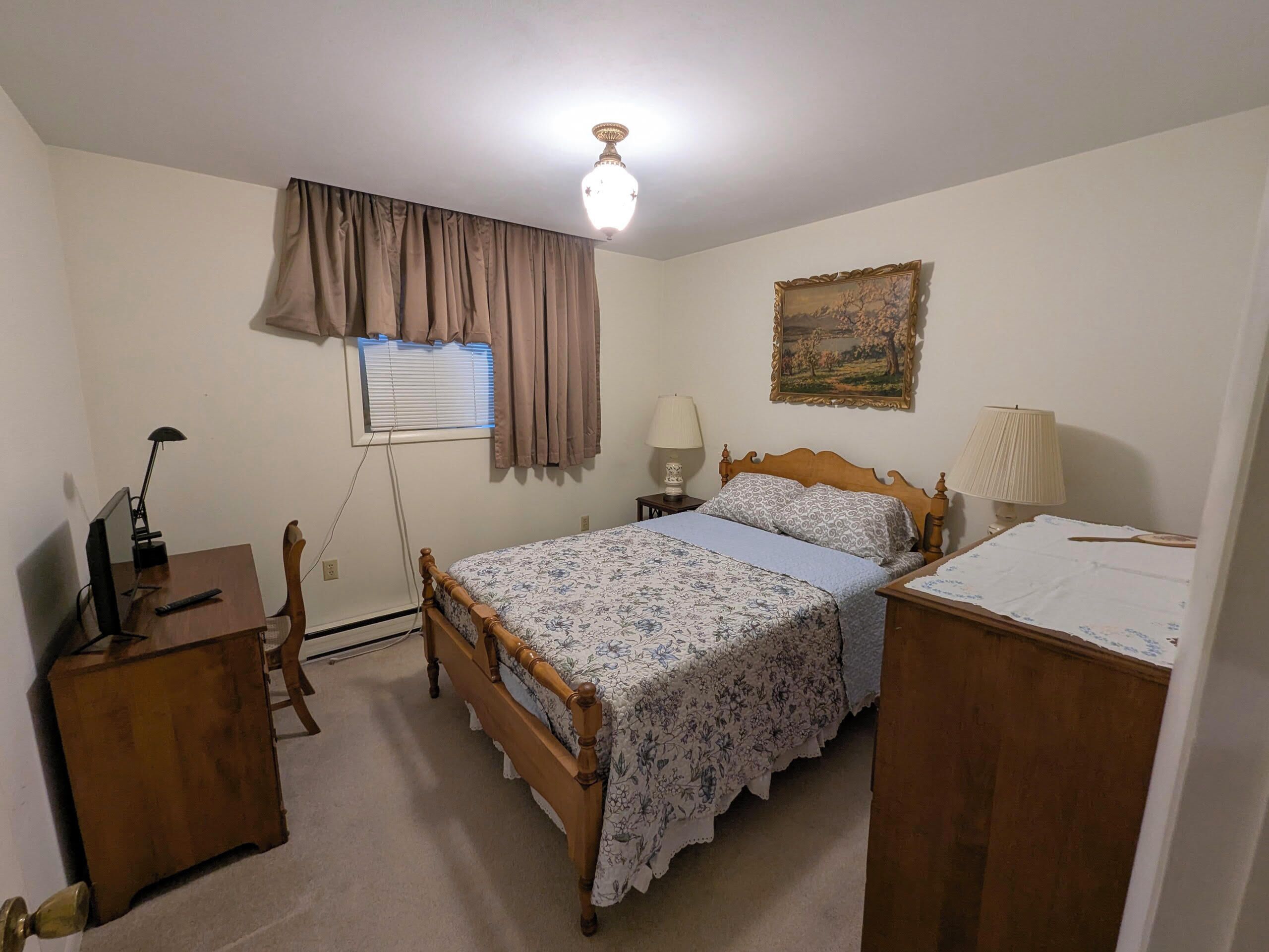 3 Schlafzimmer, Schreibtisch, Bügeleisen/Bügelbrett, kostenloses WLAN
