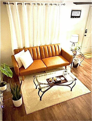 Stylish | 2BR Condo | Modern Comfort #210