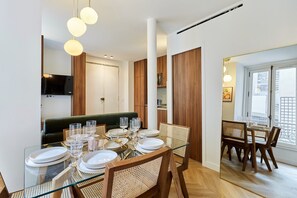 Apartment | Dining - Beautiful Apartment - Center of Paris (Paris)