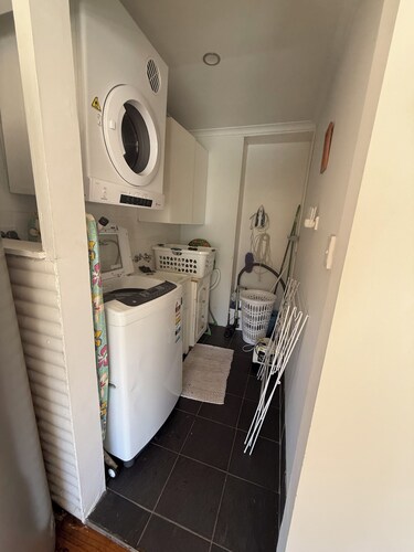 Chillin Adaminaby 
FSC 4 bedroom home in the heart of Adaminaby
Pet friendly