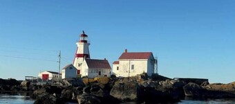 Otter Cove Cottage, newly renovated on Campobello