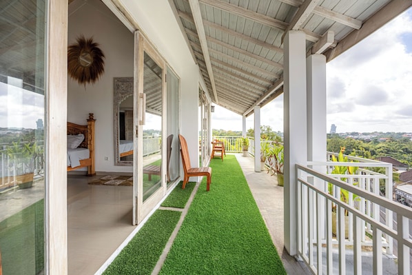 Deluxe Balcony | Terrace/patio