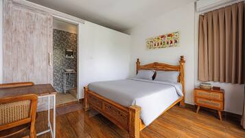 Double Room | Desk, free WiFi