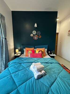 2 bedrooms, iron/ironing board, WiFi, bed sheets - Amber & Ash 2BHK Apartment 28th floor+pool (Mumbai)