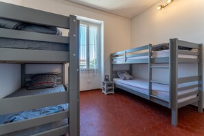 4 bedrooms, iron/ironing board, free WiFi, bed sheets - Le Saint Laurent - Avec Piscine Privée (Saint-Laurent-la-Vernède)