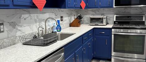 Microwave, oven, stovetop, dishwasher
