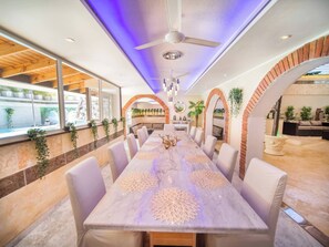 Dining - Luxury 6 Bedroom Villa in Sosua Beachfront Bliss Awaits (Sosúa)